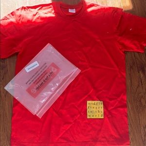 Supreme size M Middle Finger to the world